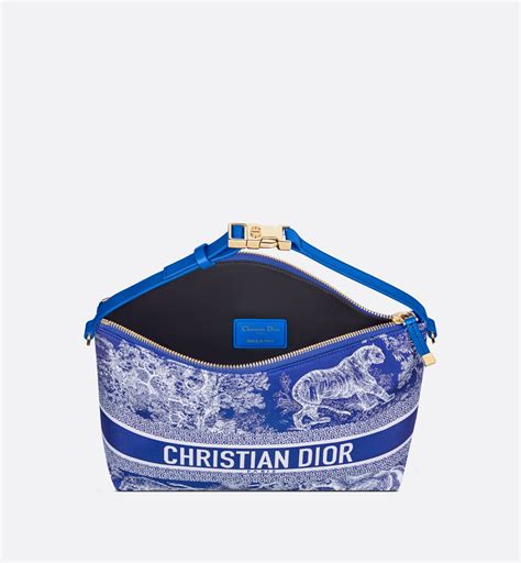 dior medium diortravel nomad pouch|Medium DiorTravel Nomad Pouch Blue Toile de Jouy Reverse .